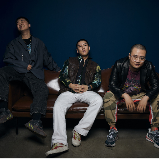 杨策三重奏签约赤瞳音乐