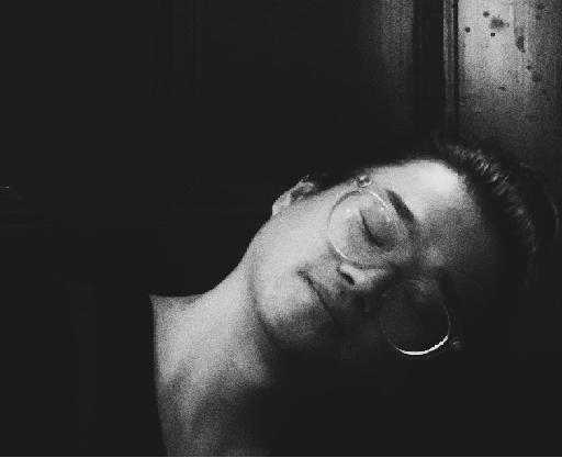 李带菓签约赤瞳音乐